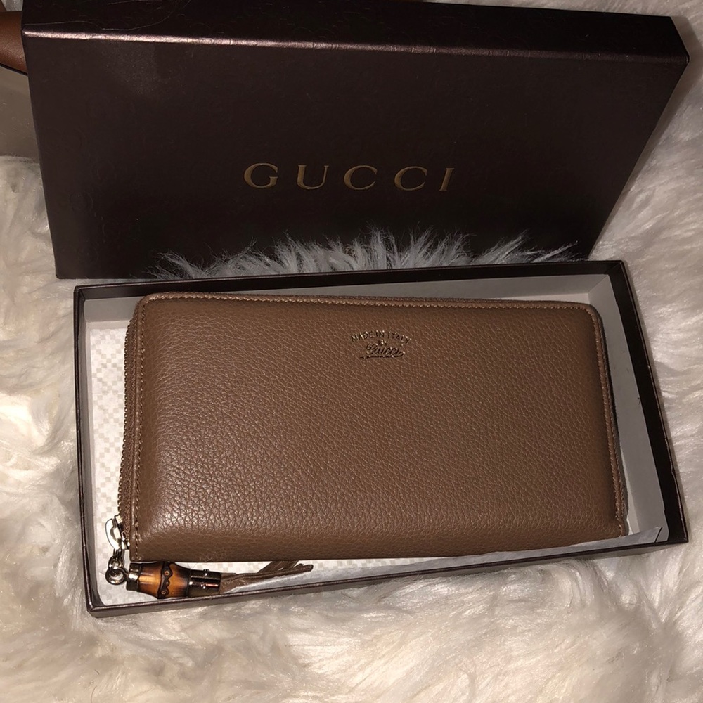 Brand new authentic bamboo Gucci wallet